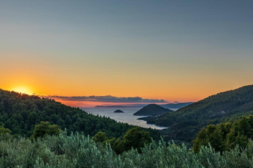 Nina-Myrtia Countryside House Skopelos Ditropo Esterno foto