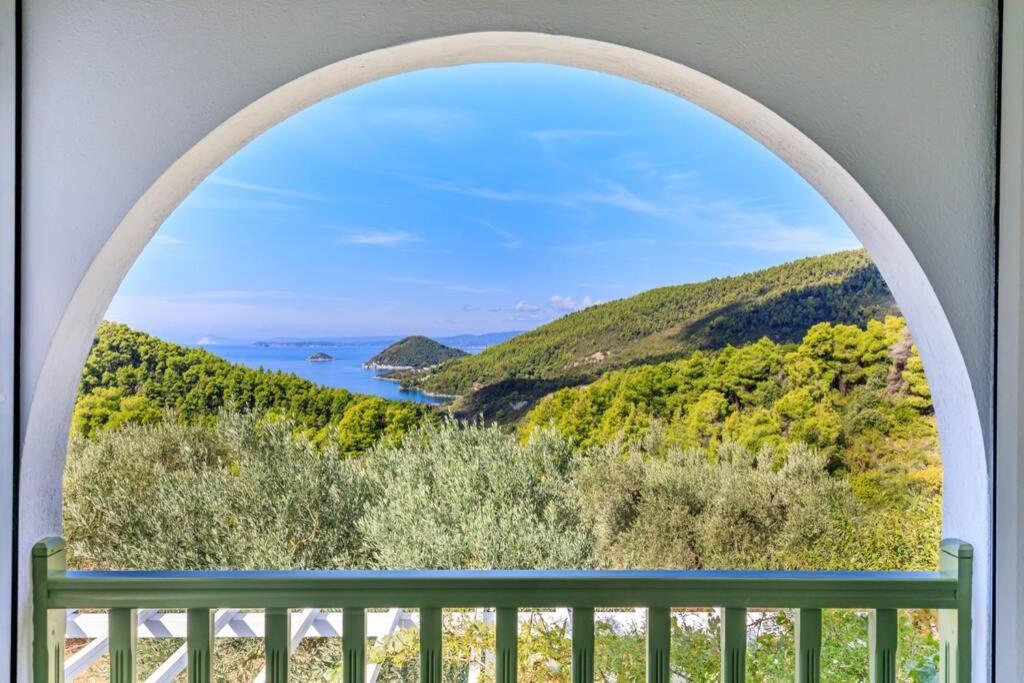 Nina-Myrtia Countryside House Skopelos Ditropo Esterno foto
